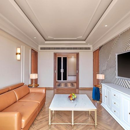 Doubletree By Hilton Varanasi Dış mekan fotoğraf