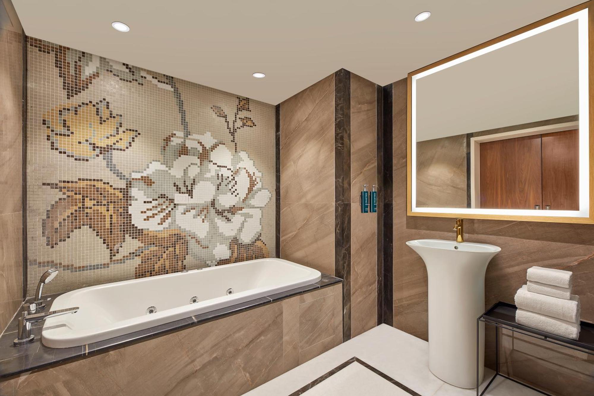 Doubletree By Hilton Varanasi Dış mekan fotoğraf