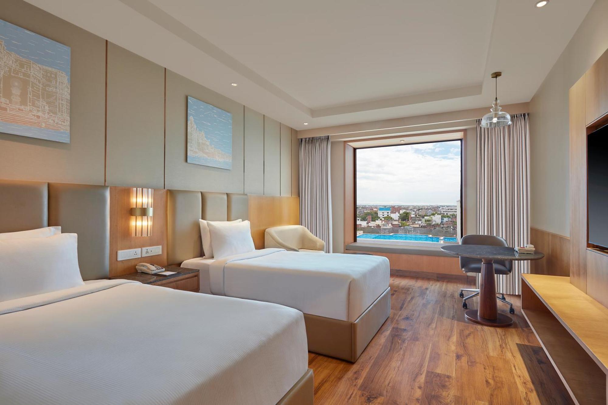 Doubletree By Hilton Varanasi Dış mekan fotoğraf