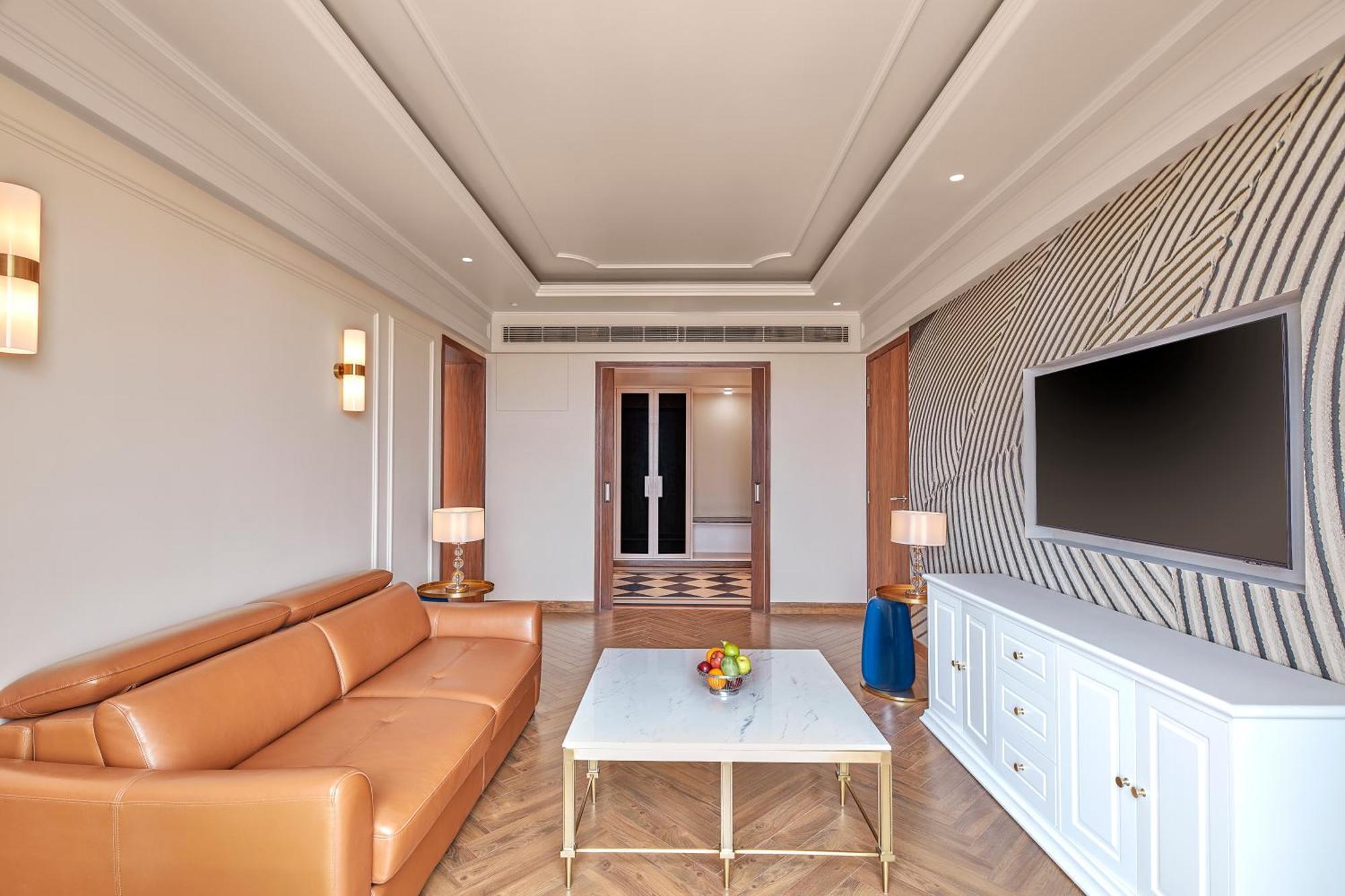 Doubletree By Hilton Varanasi Dış mekan fotoğraf